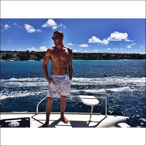 0a880346592c11e3b2f5124e8f copy